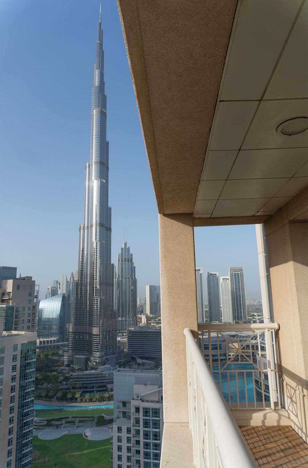 Appartement Downtown Oasis, Burj Khalifa Views, Luxury Amenities à Dubaï Extérieur photo