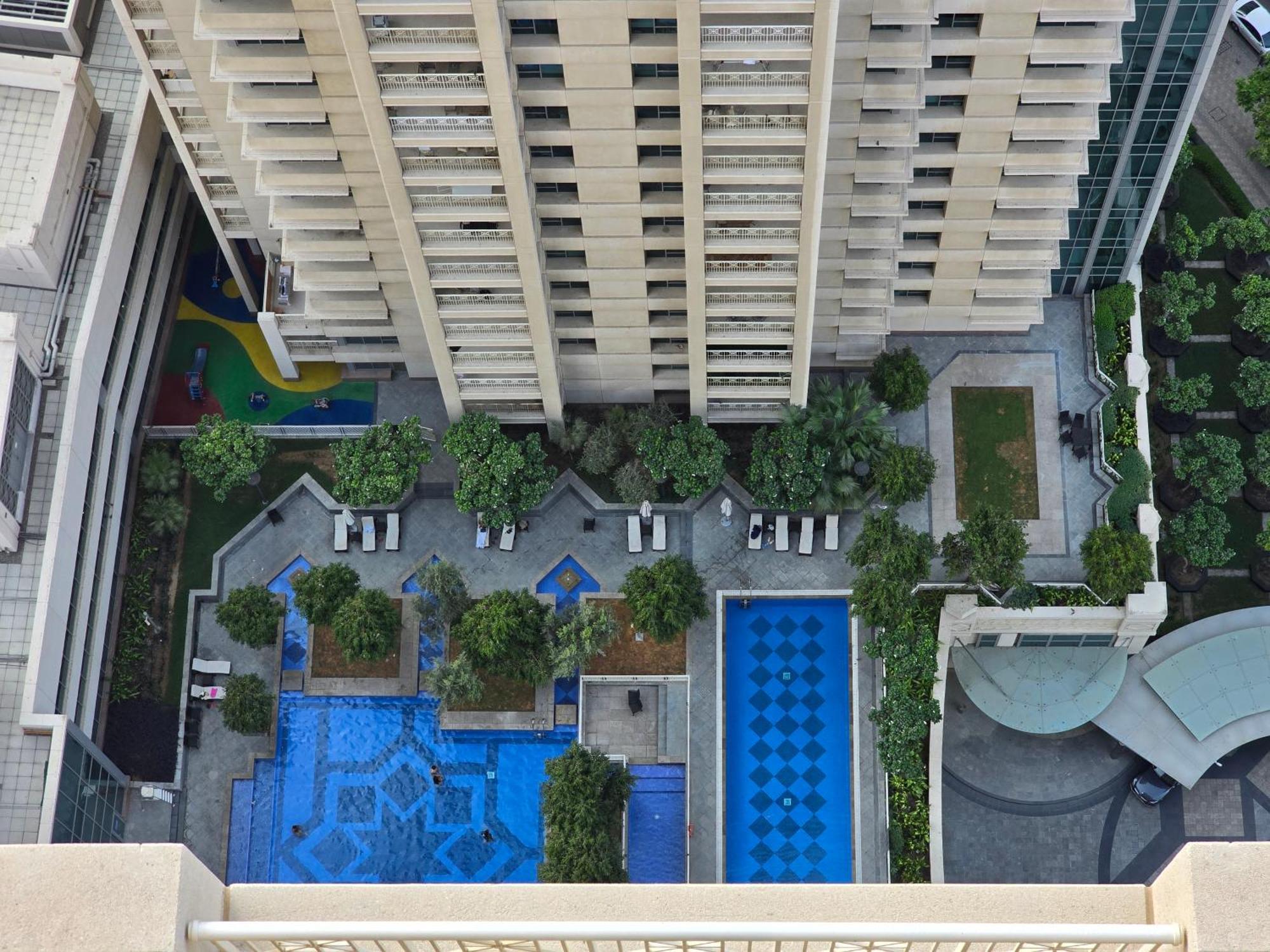 Appartement Downtown Oasis, Burj Khalifa Views, Luxury Amenities à Dubaï Extérieur photo